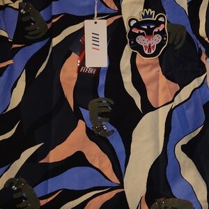 Fifth loop multi color embroidery tshirt